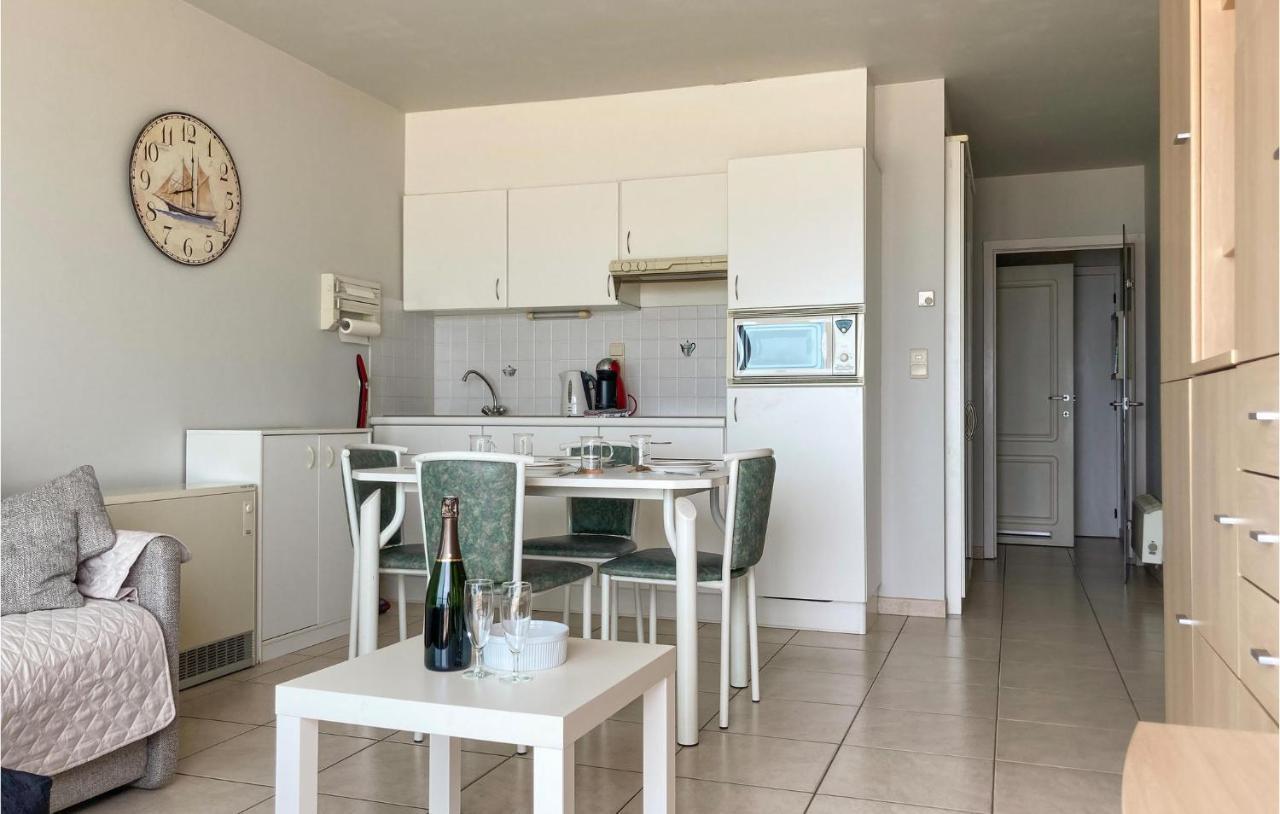 Nice Apartment In Oostende With Wifi Kültér fotó